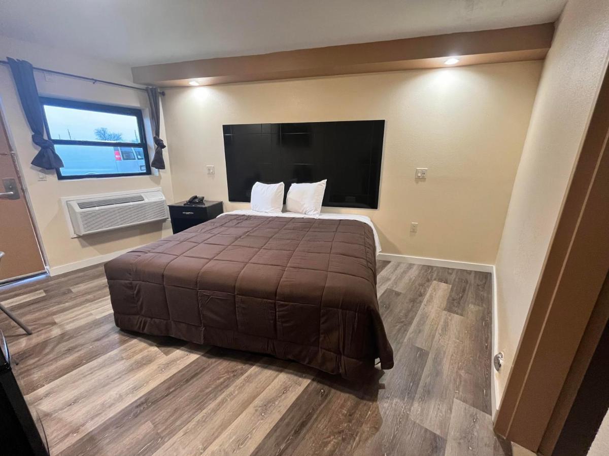 Circle Motor Motel 3*